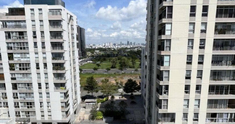 Cho thuê căn hộ Star Hill-PMH- DT 87m2 Nhà đẹp- View hồ bơi thoáng- 2 Phòng ngủ-1 Phòng làm việc-2wc- Giá 22 Triệu/Tháng