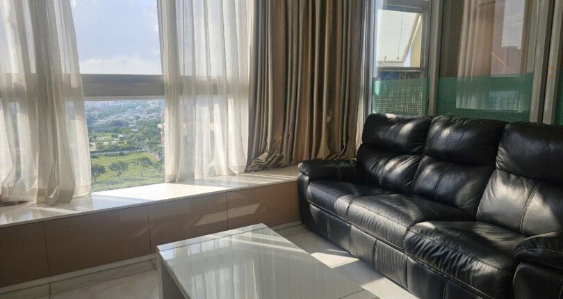 Cần cho thuê căn hộ Star Hill  Phú Mỹ Hưng. DT 94m2 View đẹp- 2 Phòng ngủ-1 Phòng làm việc-2wc- Giá thuê 22 Triệu/Tháng