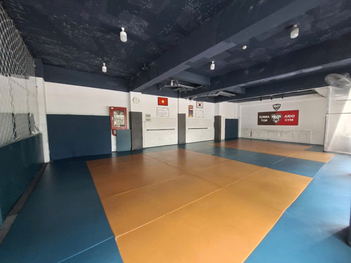 cho thue mat bang nguyen van linh 1 - Cho thuê mặt bằng kinh doanh mặt tiền đường Nguyễn Văn Linh. DT 110m2- Giá chỉ 28 Triệu/Tháng