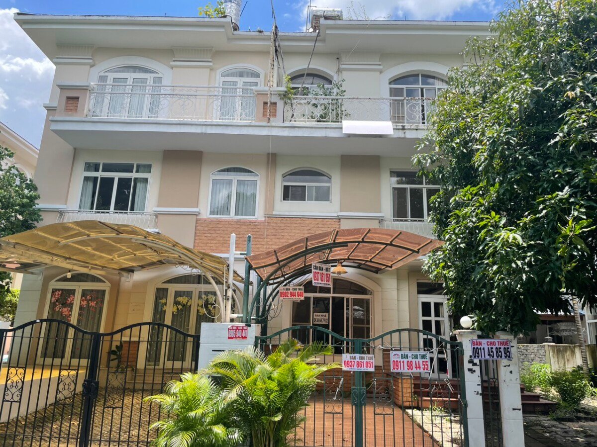 hinh anh cho thue nha biet thu my gia 1 phu my hung t8 2026 - Giá cho thuê nhà Biệt thự 4pn đường Nội khu Mỹ Gia 1 Phú Mỹ Hưng T8/2026