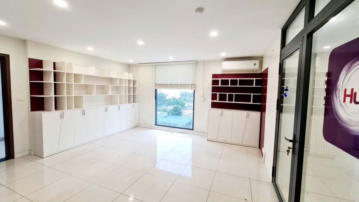 hinh anh cho thue van phong chung cu lavida plus t8 2026 - Giá cho thuê văn phòng tầng 18 tòa A chung cư Lavida Plus phường Tân Hưng T8/2026