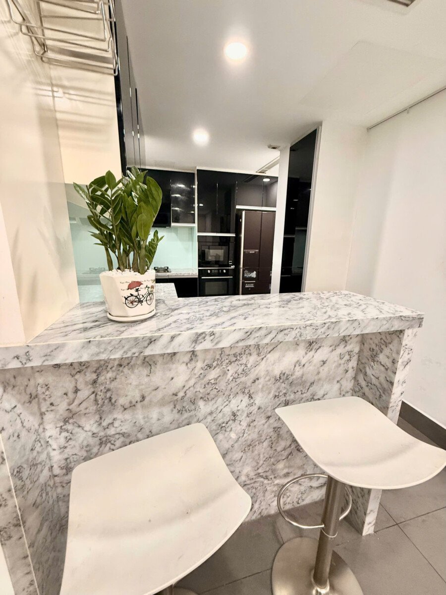 khong gian bep 2 - Giá mua bán căn hộ 3pn tòa E chung cư Star Hill Phú Mỹ Hưng đường Raymondienne phường Tân Mỹ T8/2026