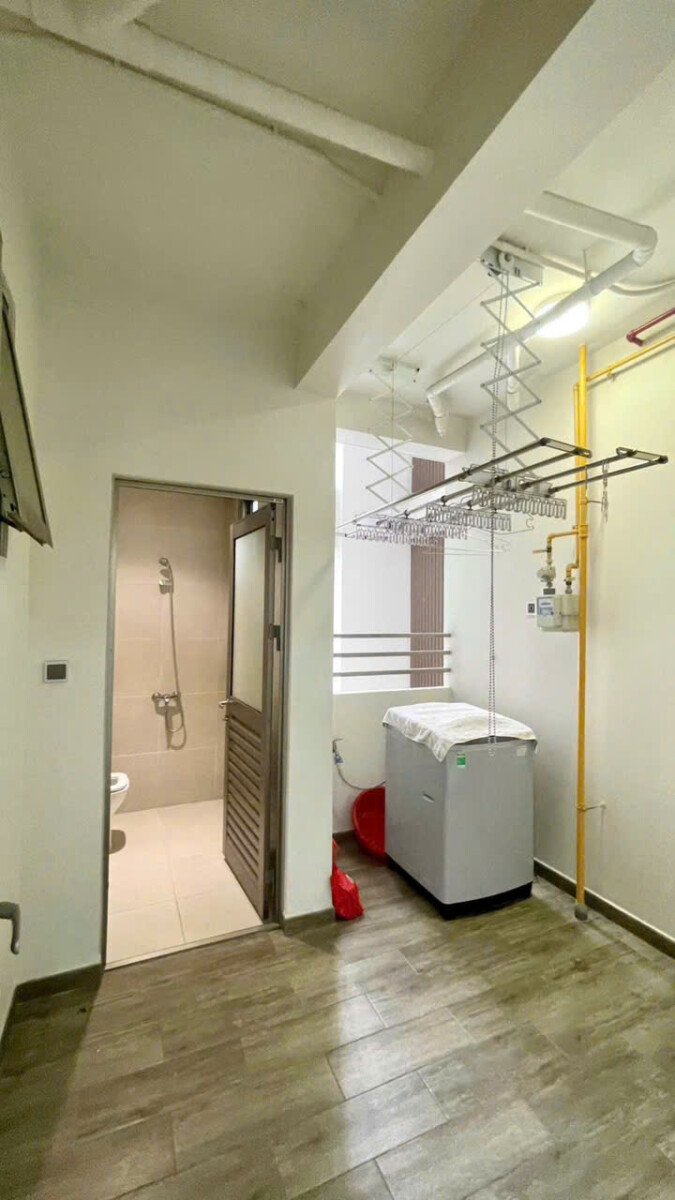 logia may giat - Giá mua bán căn hộ 3pn số 14 tòa A chung cư Midtown m5 phường Tân Mỹ T8/2026