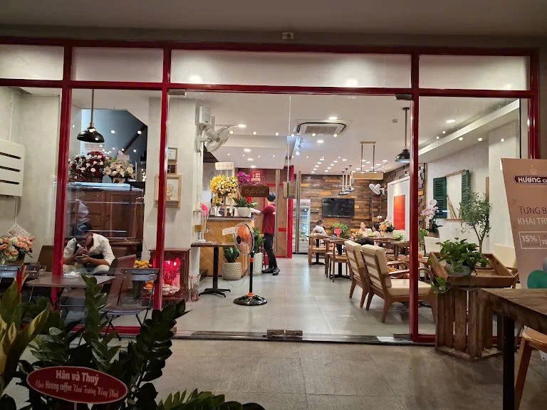 mat truoc nhin vo - Sang nhượng quán cafe mặt Đường số 10 khối đế chung cư Star Hill phường Tân Mỹ T8/2026