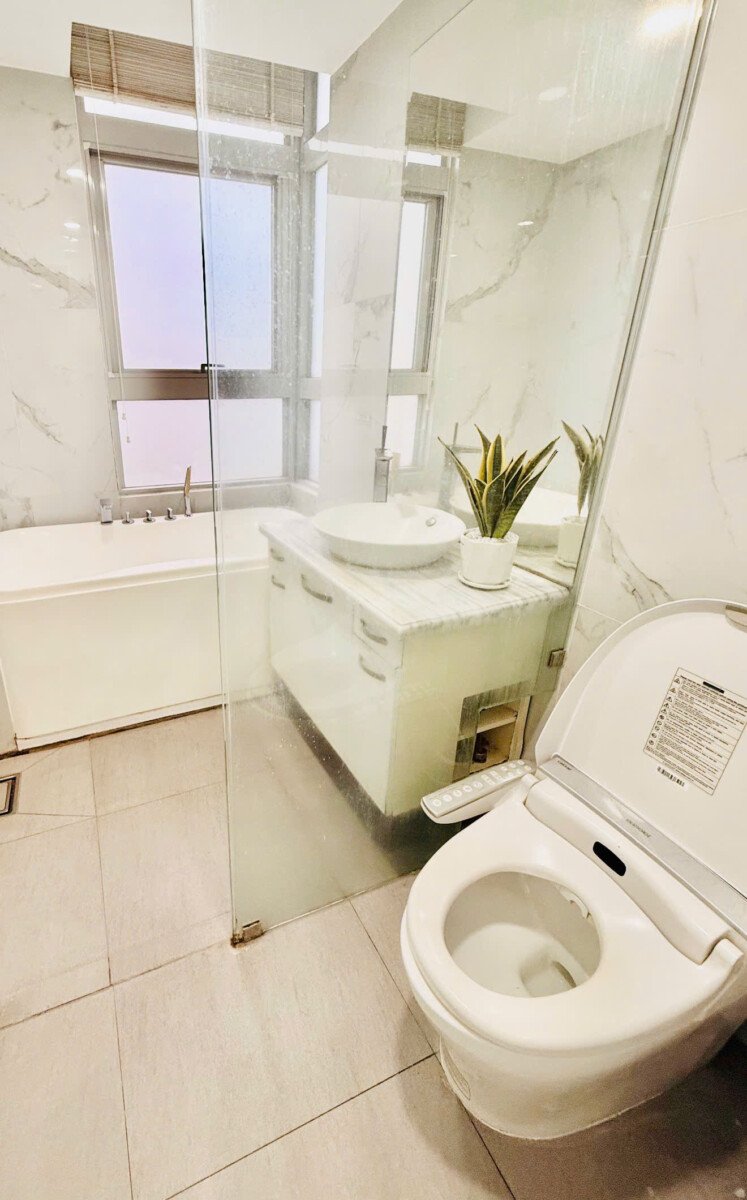 nha co 2 toilet - Giá mua bán căn hộ 3pn tòa E chung cư Star Hill Phú Mỹ Hưng đường Raymondienne phường Tân Mỹ T8/2026