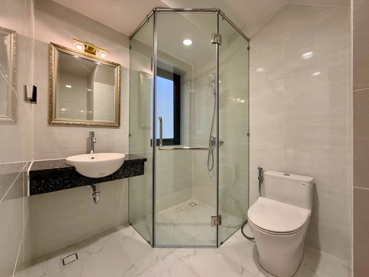 nha co 4 wc hoan thien day du thiet bi nhu hinh - Giá cho thuê nhà Biệt thự Villa đơn lập 4pn Đường số 21 Phú Mỹ Hưng phường Tân Mỹ t8/2026