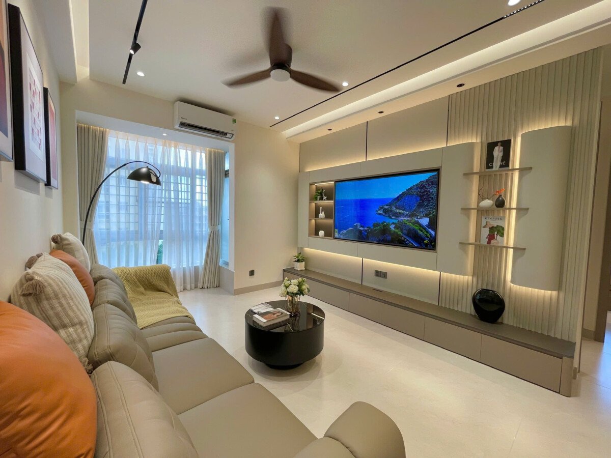 phong khach can ho ban 21 - Bán căn hộ 89m2, chung cư Sky Garden 2, 03pn, nhà đẹp, giá 6.8 tỷ, nội thất đầy đủ.