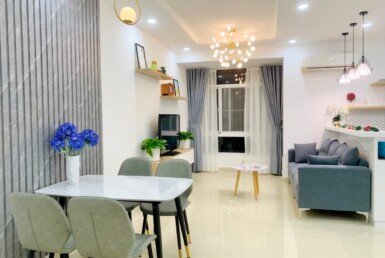 Bán căn hộ chung cư Sky Garden 3, 70m2, 03pn, giá 4.8 tỷ, nhà đang có hợp đồng thuê.