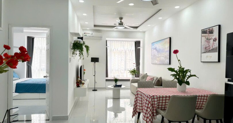 Cho thuê căn hộ 02pn chung cư Sky Garden 2, nhà đẹp, đầy đủ nội thất, giá 20tr/tháng.