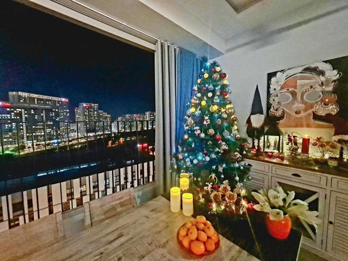 phong khach can ho co view dep - Giá mua bán căn hộ 3pn số 02 tòa E chung cư Star Hill phường Tân Mỹ T8/2026