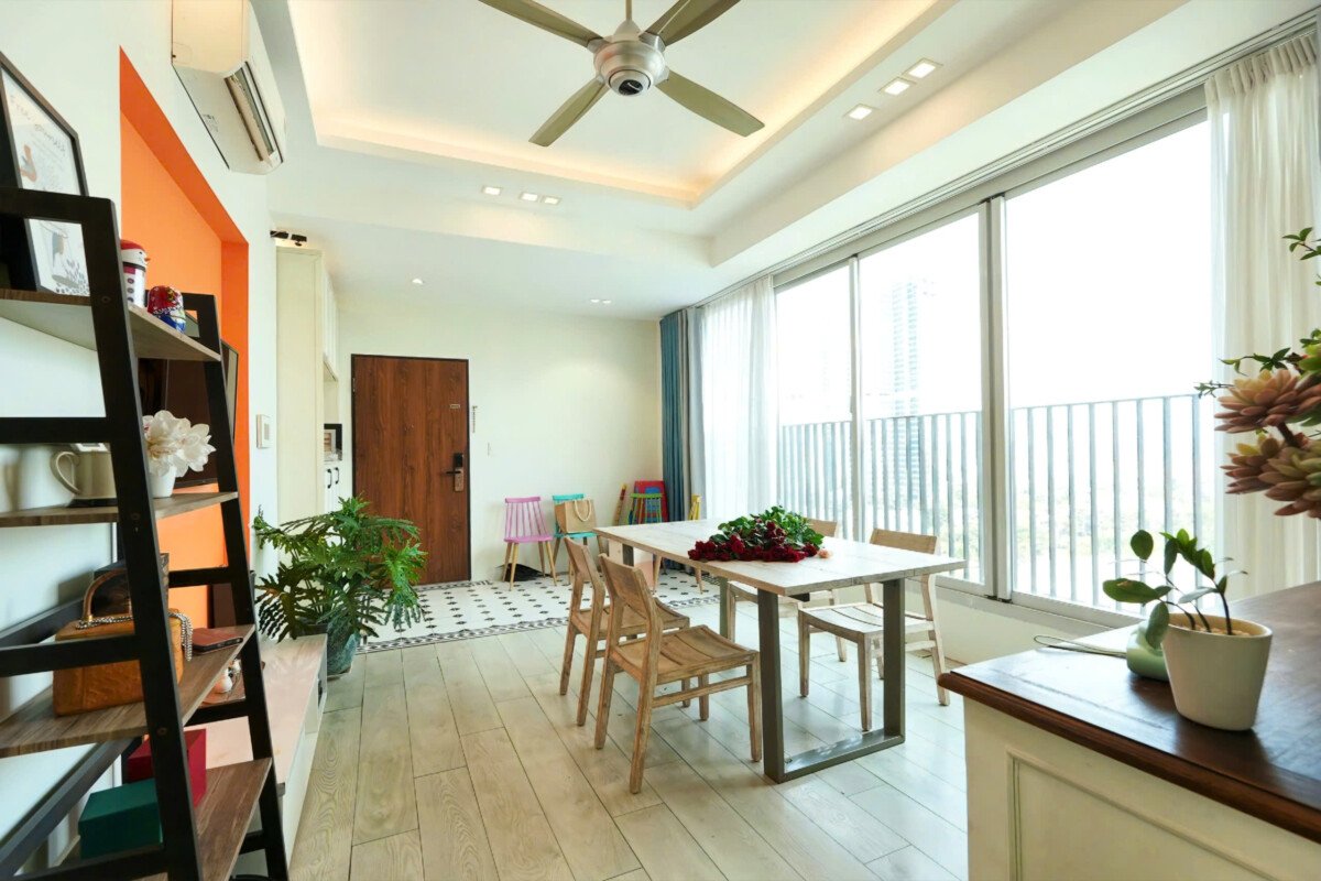 phong khach rong rai - Giá mua bán căn hộ 3pn số 02 tòa E chung cư Star Hill phường Tân Mỹ T8/2026