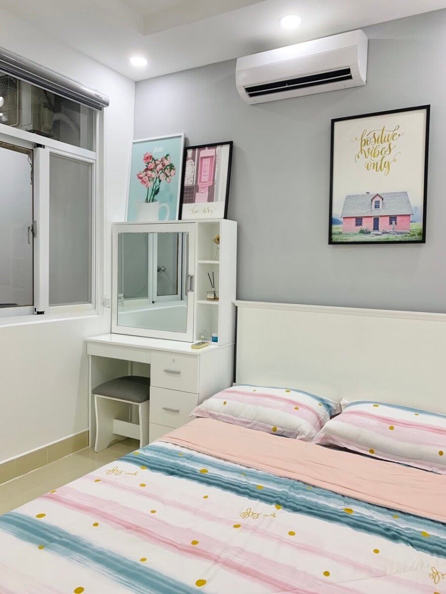 phong ngu can ho can ban 2 - Bán căn hộ chung cư Sky Garden 3, 70m2, 03pn, giá 4.8 tỷ, nhà đang có hợp đồng thuê.