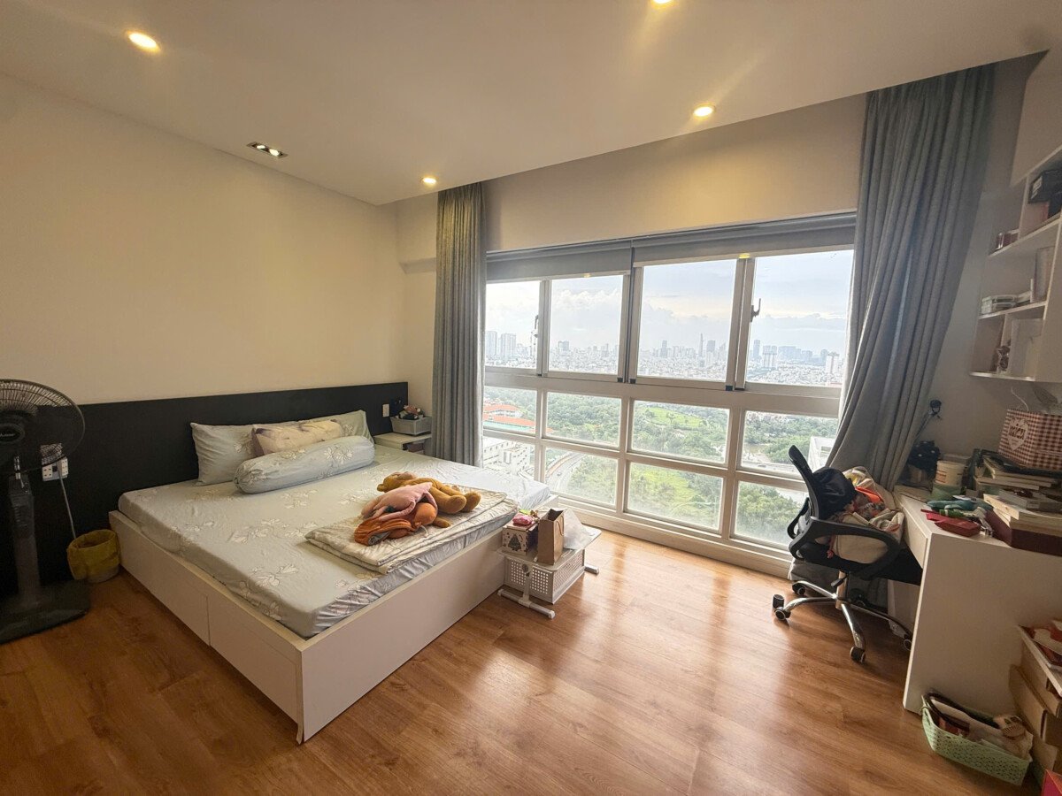 phong ngu can ho can cho thue nhanh 1 - Cho thuê căn hộ 03pn, chung cư Happy , giá 30tr/tháng, nhà đẹp, view pháo hoa.