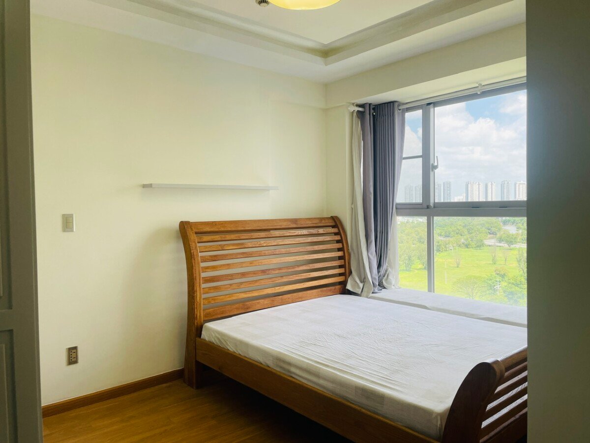 phong ngu can ho cho thue 20 - Cho thuê căn hộ chung cư Scenic Valley , 94m2, giá 25tr/tháng , đầy đủ nội thất, xem nhà dễ.