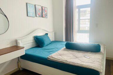 Cho thuê căn hộ 02pn, chung cư Sky Garden 2, nhà đầy đủ nội thất, giá cho thuê 15tr/tháng.