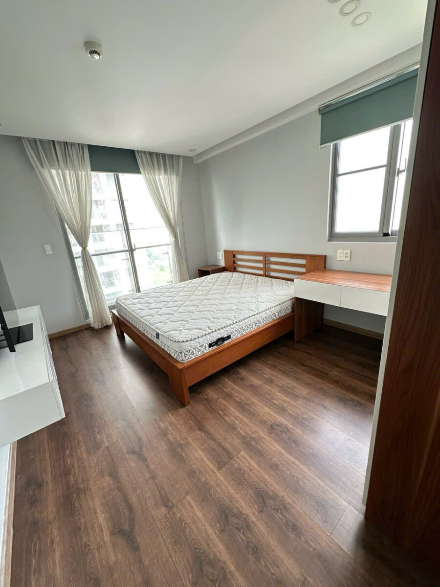 phong ngu chinnh can ho cho thue 1 - Cho thuê căn hộ chung cư Green Valley 02PN,89m2, giá 23tr/tháng, đầy đủ nội thất.
