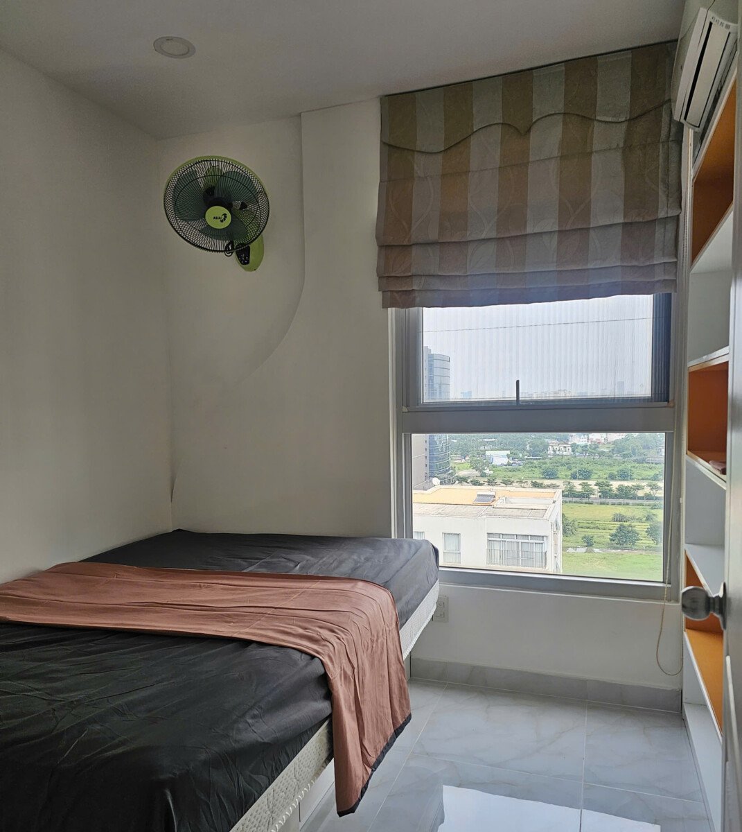 phong ngu nho 3 - Giá mua bán căn hộ 3pn tòa E chung cư Star Hill phường Tân Mỹ T8/2026