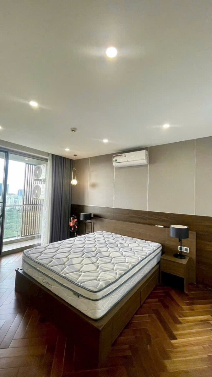 phong ngu nho 4 - Giá mua bán căn hộ 3pn số 14 tòa A chung cư Midtown m5 phường Tân Mỹ T8/2026