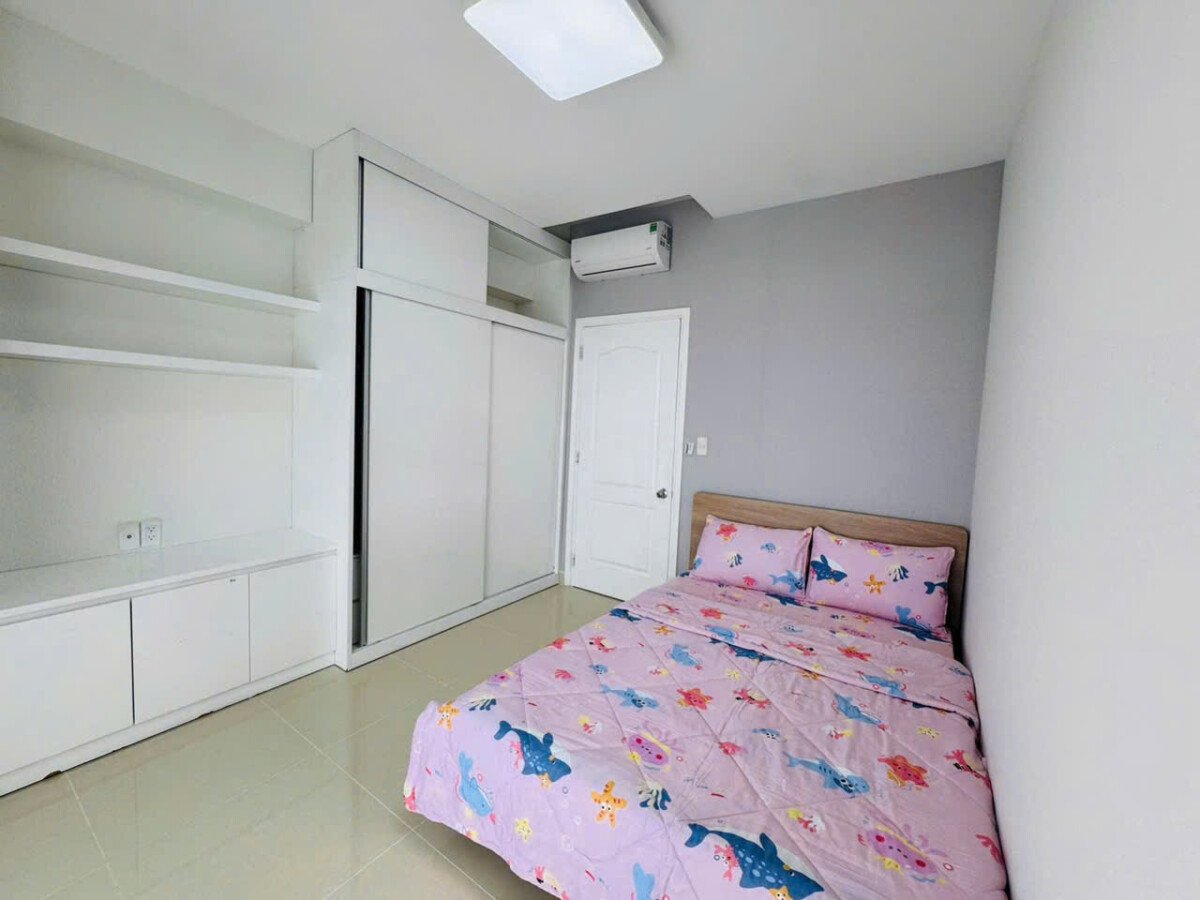 phong ngu nho can ho - Giá cho thuê căn hộ 3pn chung cư Riverpark Residences phường Tân Hưng T8/2026