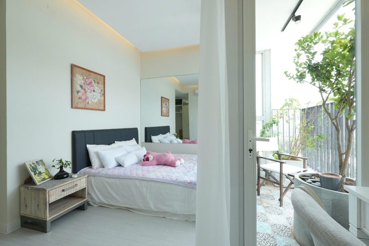 phong ngu rong rai sang trong - Giá mua bán căn hộ 3pn số 02 tòa E chung cư Star Hill phường Tân Mỹ T8/2026