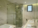 toilet-phong-ngu-chinh-co-bon-tam-nam