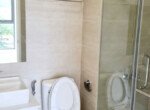 van-phong-co-1-toilet-rieng