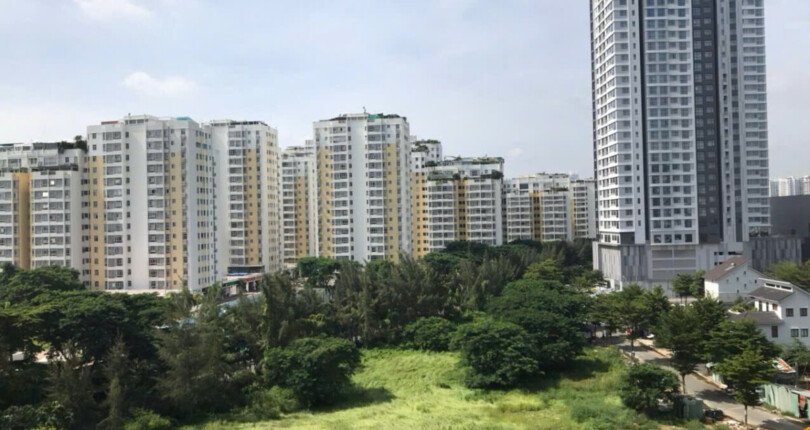 Bán căn hộ Sky Garden 3. DT 56m2 View hồ bơi-2 Phòng-1wc Đang cho thuê 11 Triệu. Giá bán 4.5 Tỷ