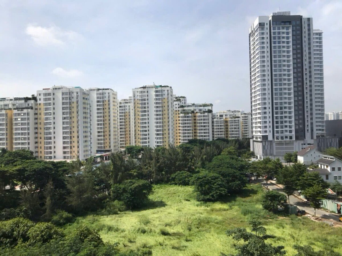 view can ho ban 1 - Bán căn hộ Sky Garden 3. DT 56m2 View hồ bơi-2 Phòng-1wc Đang cho thuê 11 Triệu. Giá bán 4.5 Tỷ