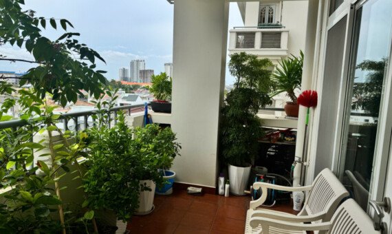 balcony phong khach can ho 570x340 - Trang chủ