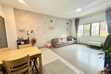 Bán căn hộ Hưng Vượng 2. DT 69m2 Thiết kế 2 Phòng ngủ-1wc- Nội thất như hình-Giá 4.3 Tỷ