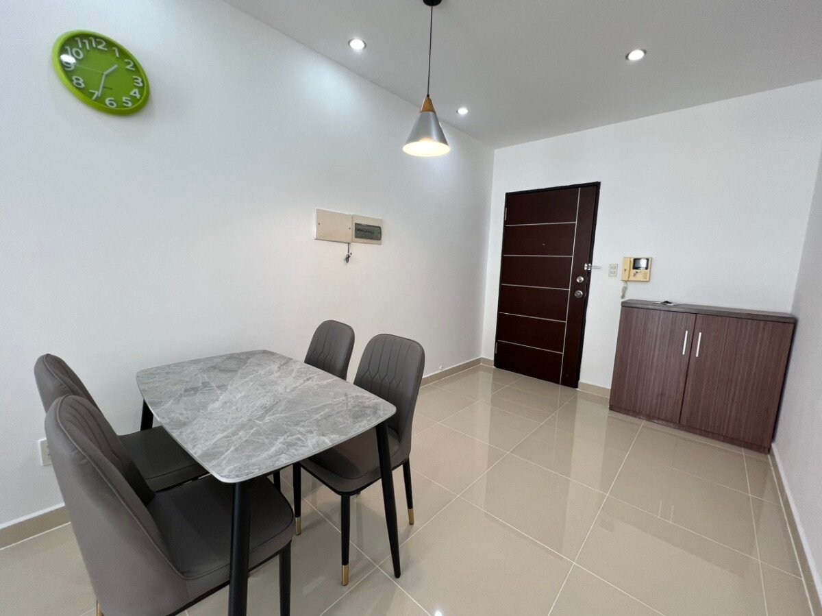 ban can ho sky garden 3 11 - Cho thuê căn hộ Sky Garden 3. DT 70m2 Thiết kế 2 Phòng-2wc- Nội thất như hình- Giá 16 Triệu/Tháng