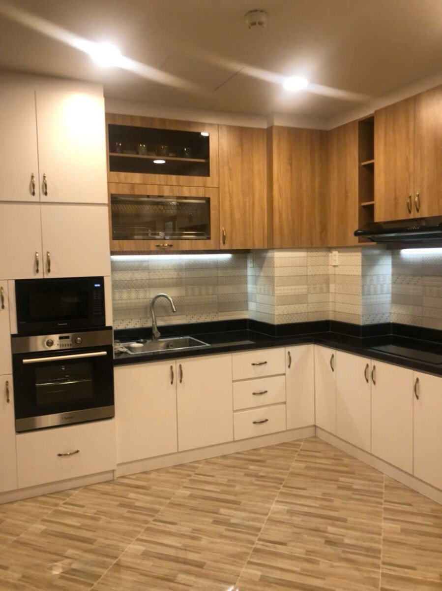 bep can ho ban 2 - Giá mua bán căn hộ 2pn tòa C chung cư Saigon South Residences Nhà Bè T9/2026