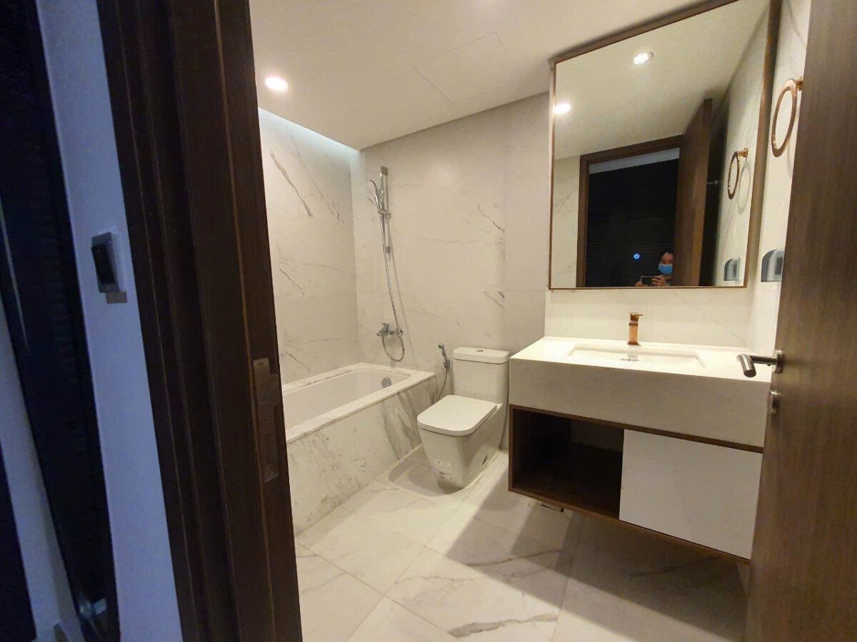 can ho co 2wc hoan thien cao cap - Giá mua bán căn hộ 3pn số 06 tòa A chung cư The Peak phường Tân Mỹ T9/2026