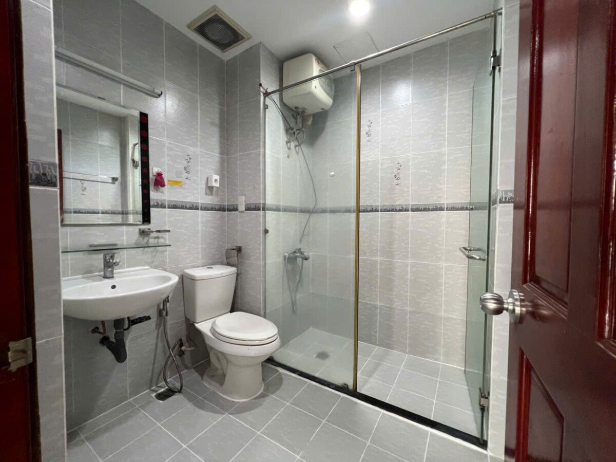 cho thue can ho sky garden 3 2 1 - Cho thuê căn hộ Sky Garden 3. DT 56m2 Thiết kế 2 Phòng ngủ-1wc- Nội thất như hình- Giá 12 Triệu/Tháng