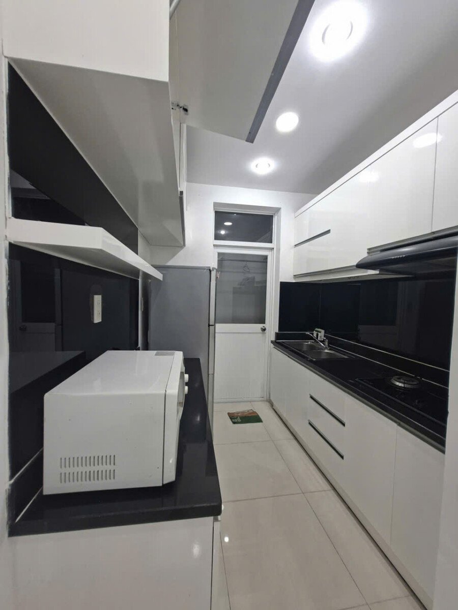 gen h z7808156698354 c547dfebbad9f867b6da278392b0b1ac - Cho thuê căn hộ Sky Garden 3. DT 70m2 Tone trắng- 2 Phòng ngủ-2wc- Giá thuê 16 Triệu/Tháng