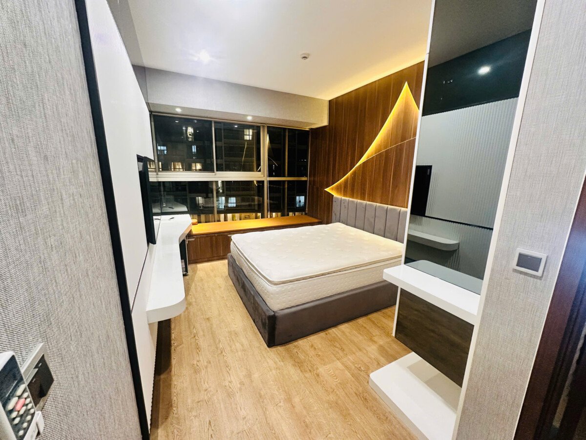 hien trang nha co 2pn nhu hinh - Giá mua bán căn hộ 2pn số 01 tòa B chung cư The Signature m7 phường Tân Mỹ T9/2026