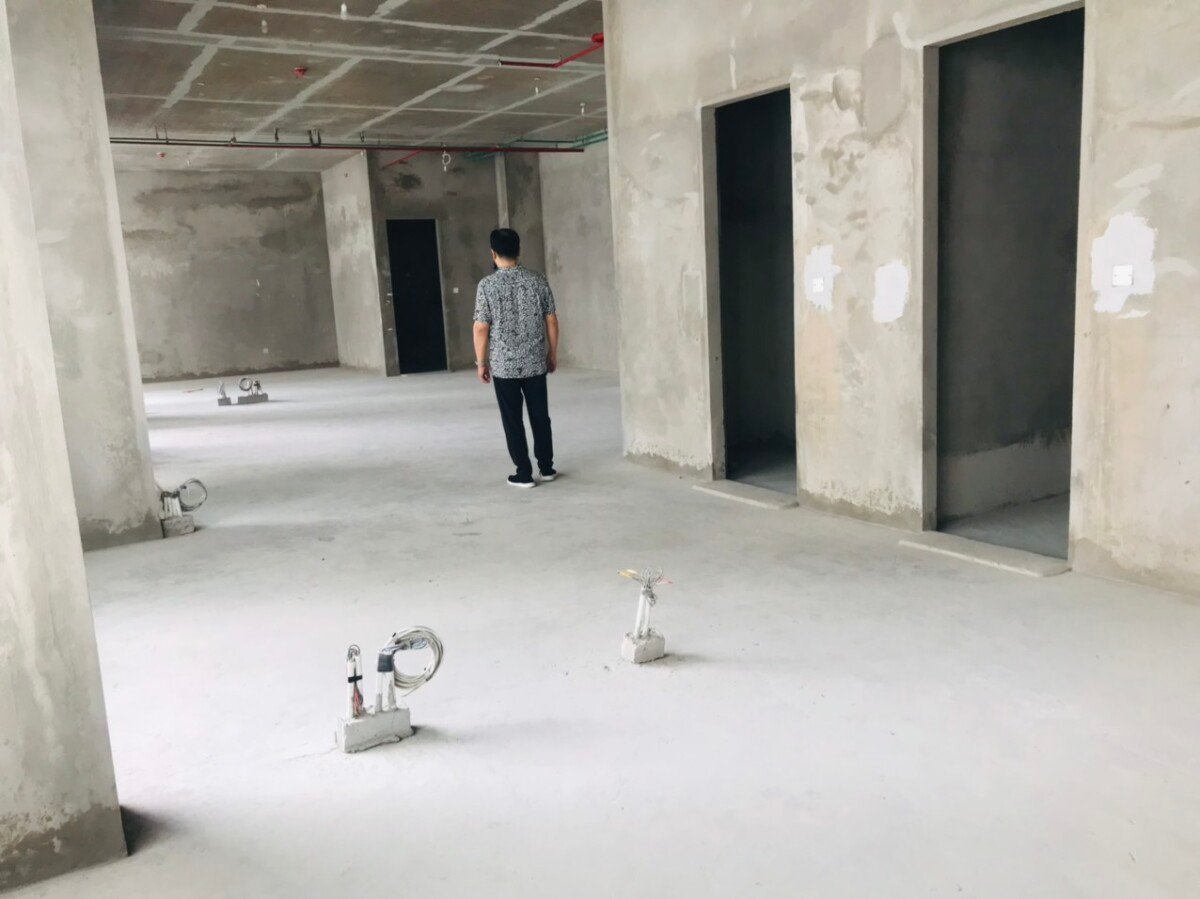 hien trang nha hoan thien tho - Giá mua bán cặp căn hộ Tophouse tòa E chung cư The Peak phường Tân Mỹ T9/2026