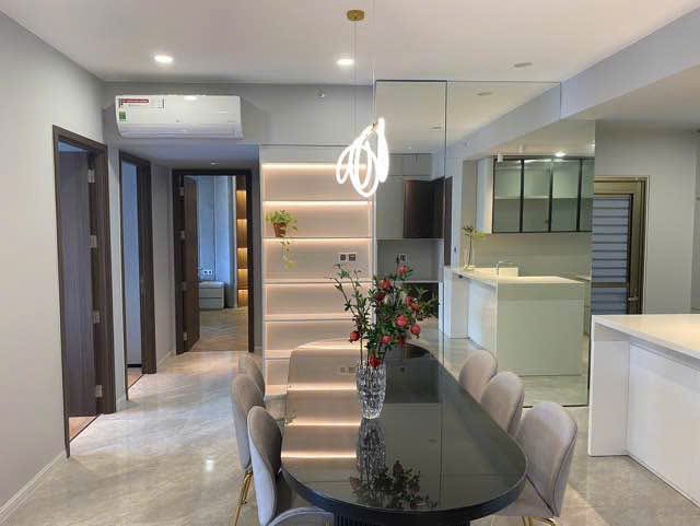 khong gian bep va phong an rong rai - Giá mua bán căn hộ 3pn số 03 tòa D chung cư The Peak phường Tân Mỹ T9/2026
