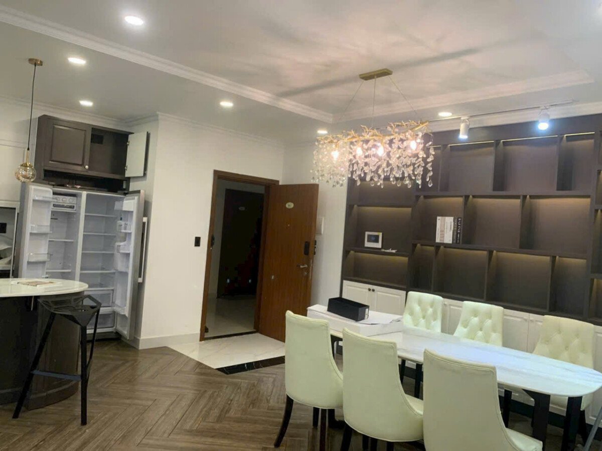 khong gian phong an rong rai - Giá mua bán căn hộ 3pn tòa B chung cư Riverpark Residence phường Tân Hưng T9/2026