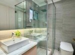 nha-co-2-toilet-cao-cap