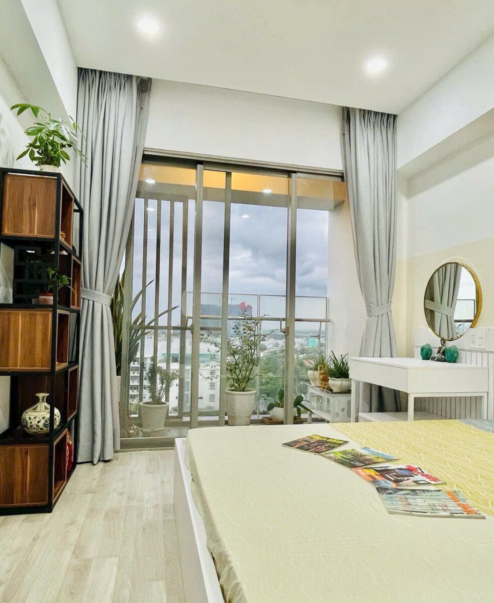 nha co 2pn hoan thien nhu hinh 1 - Giá mua bán căn hộ 2pn chung cư Hưng Phúc Happy Residence phường Tân Mỹ T10/2026