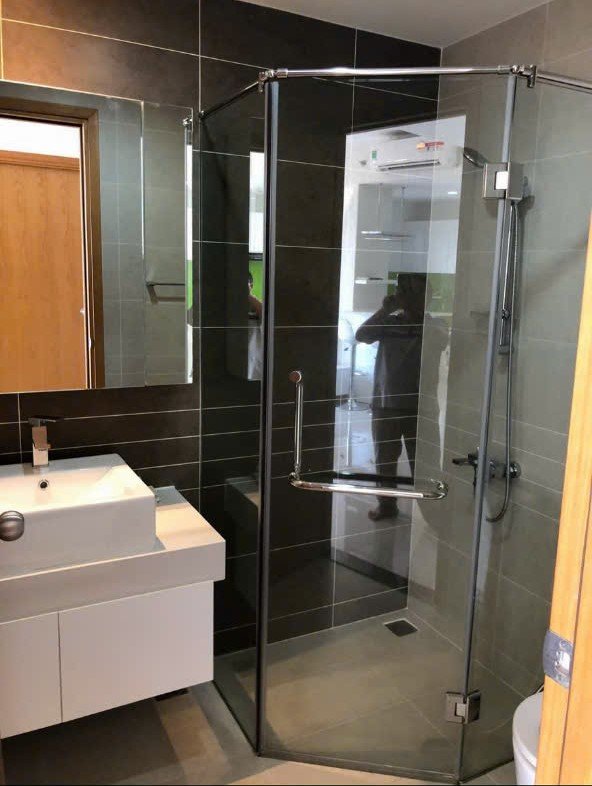 nha co 2wc nhu hinh - Giá mua bán căn hộ 2pn tòa E số 05 chung cư Sunrise Riverside Nhà Bè T10/2026