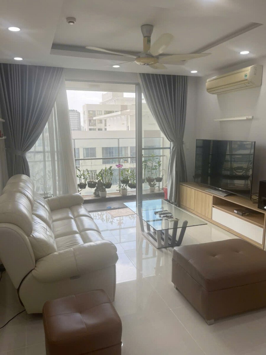 phong khach can ho ban 1 - Giá mua bán căn hộ 3pn số 01 tòa A chung cư Green Valley phường Tân Mỹ T9/2026