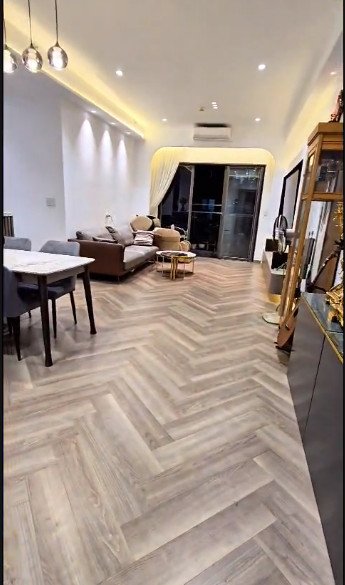 phong khach can ho ban 12 - Giá mua bán căn hộ 3pn lầu 10 tòa K chung cư Docklands Sài Gòn phường Tân Mỹ T9/2026