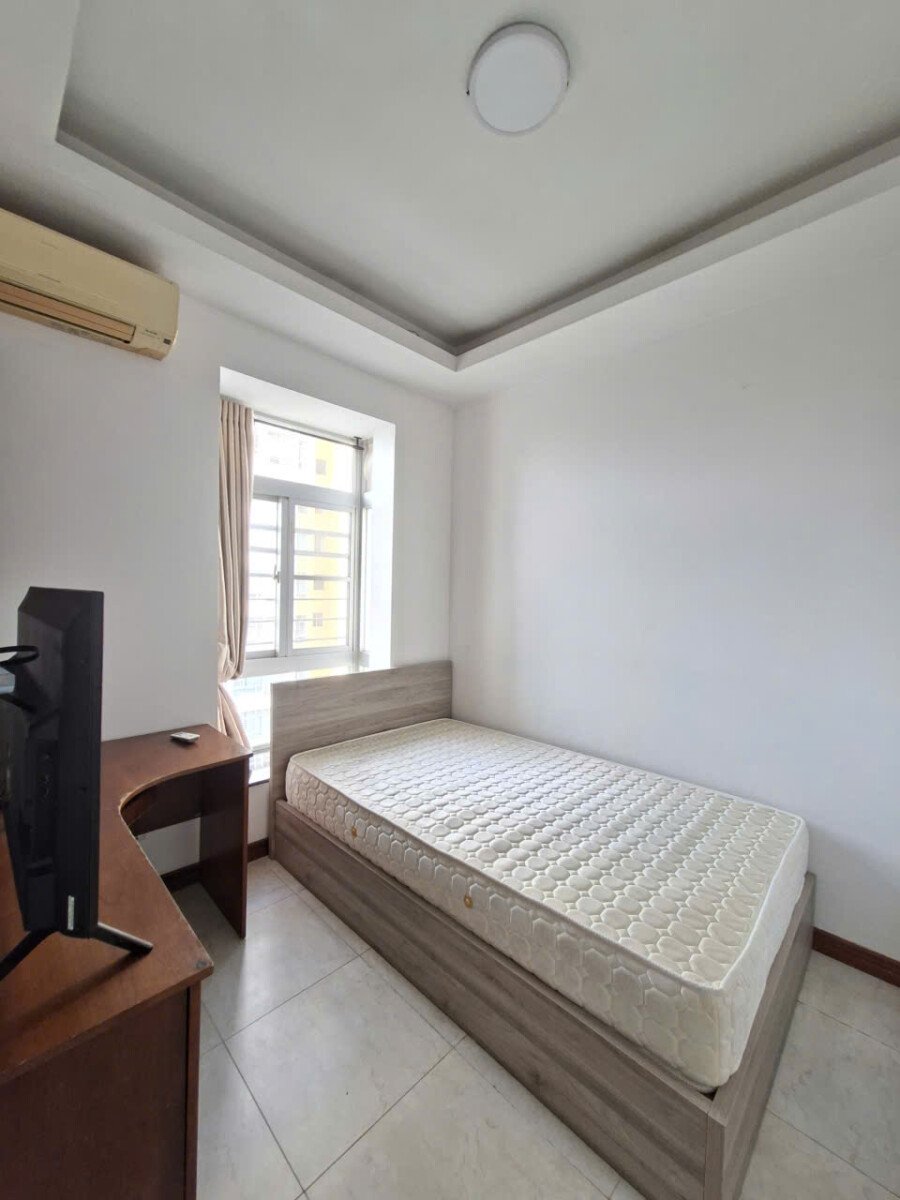 phong ngu 2 1 - Cho thuê căn hộ Sky Garden 2. DT 81m2 Thiết kế 3 Phòng ngủ-2wc- Nội thất như hình- Giá 13 Triệu/Tháng