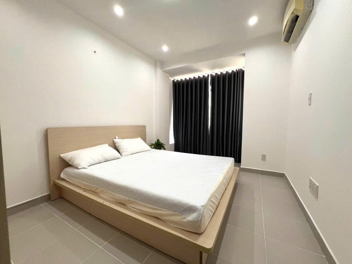 phong ngu can ho cho thue 8 - Cho thuê căn hộ 02pn, chung cư Sky Garden 3, giá 12tr/tháng, nội thất đầy đủ.
