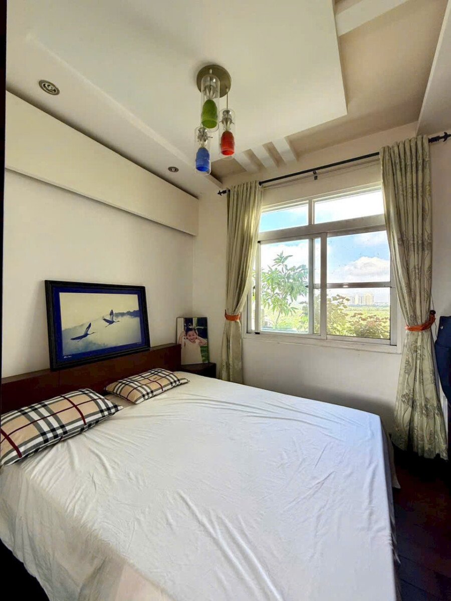 phong ngu nho 2 - Giá mua bán căn hộ 3pn lầu 10 tòa B chung cư Green View phường Tân Mỹ T9/2026