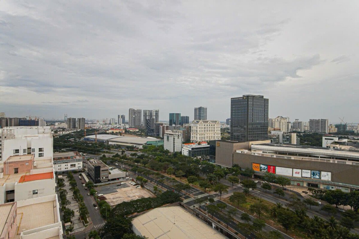 view balcony can ho 2 - Giá mua bán căn hộ 3pn số 01 tòa C chung cư Scenic Valley 1 phường Tân Mỹ T9/2026