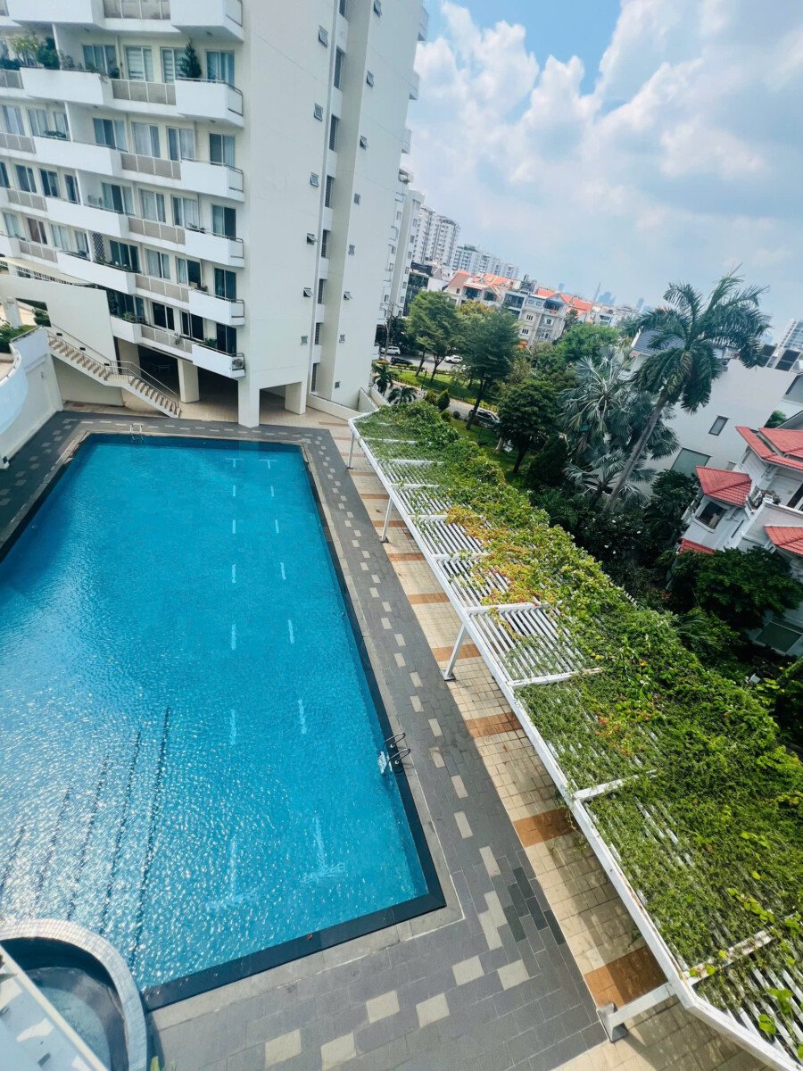 view can ho can ban gap - Cho thuê căn hộ 03pn, chung cư Grand view, giá 31tr/tháng, view trực diện hồ bơi.