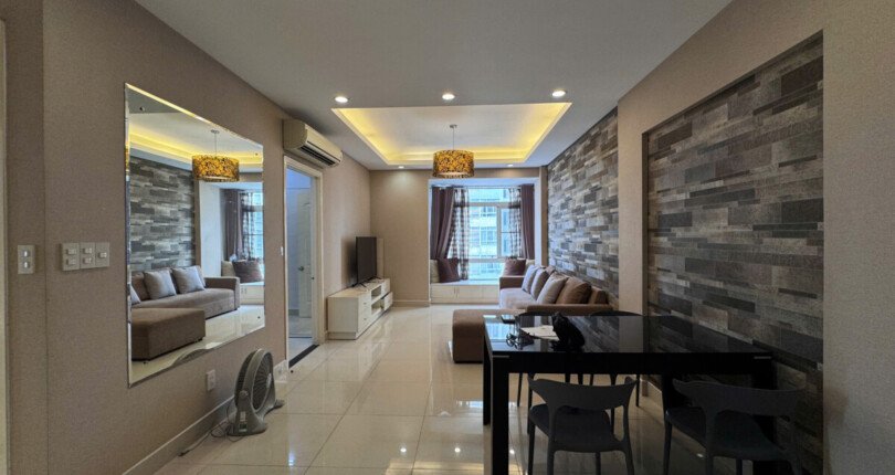 Cho thuê căn góc Sky Garden 3. DT 74m2 Thiết kế 2 Phòng ngủ-2wc- Nội thất như hình- Giá 20 Triệu/Tháng